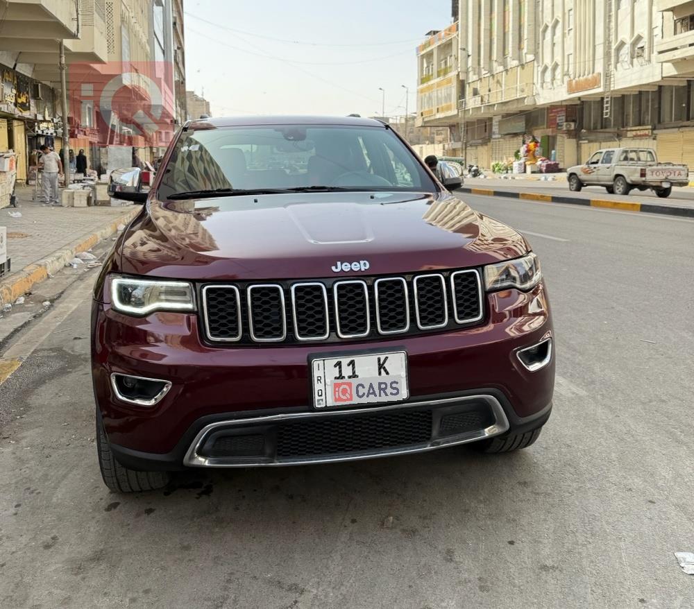 جیپ گراند شیرۆکی